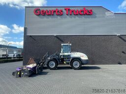 Terex TL 160 +HOOGKIEPBAK+HYDRAULISCHE+VEEGBORSTEL