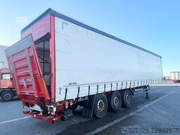 Kel-Berg 3 axle Curtainsider / Planenauflieger