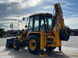 JCB 3DX 4WD hammerlines