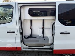 Renault trafic 1.6dci ambulance ziekenwagen