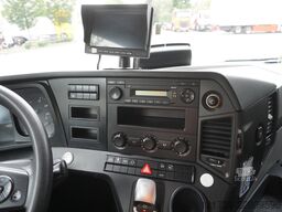 Mercedes-Benz Actros 1833 / Curtainsider 18 EPAL