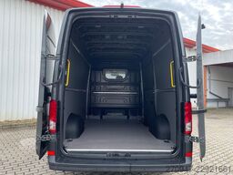 VW Crafter Kasten 35 L3H3 AHK RFK äden