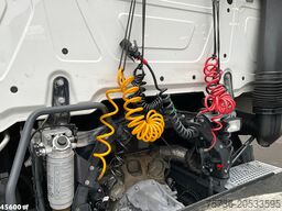 Mercedes-Benz Actros 1842 Mega GigaSpace MirrorCam