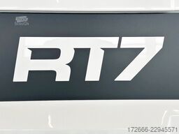 Brian James Trailers RACE TRANSPORTER 7 | 397-6023-35-3-10-W | TRIDEM | ZUSATZRAMPEN 600X235X199CM 3500KG GESCHLOSSENER AUTOTRAILER | WEISS