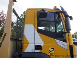 Iveco Stralis 420 8x2 / Fiault tow truck body