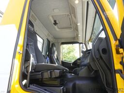Iveco Stralis 420 8x2 / Fiault tow truck body