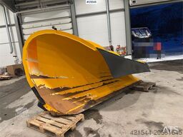  Øveraasen DEHS 285 snow plow
