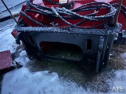 Tokvam 220H snow blower. Slightly used.