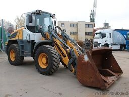 LIEBHERR L524 - Hochkippschaufel Nr: 432