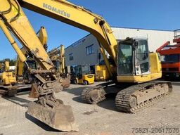 Komatsu PC 228 US-3 (binnendraaier / city krane)