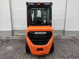 Doosan D35C-9