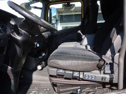 Mercedes-Benz Atego 1221 1221 L  Takel wagen 6 Persoons