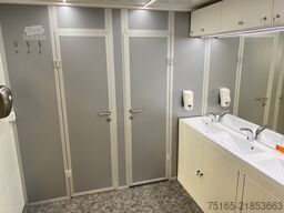 Rosemeier VE Duschwagen mit 4 Duschen Bad- und Duschanhänger