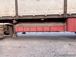 Tyllis L3 3-axle flatbed semi-trailer with side boards Re