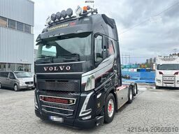 Volvo FH500 6x2 Truck.