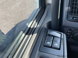 DAF FA 55 LF 220 HMF 10 Tonmeter laadkraan Just 119...