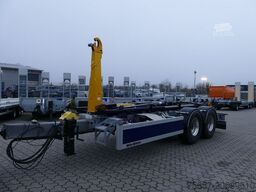 MÜLLER-MITTELTAL 20 to. Tandem Haken-Containeranh. mit Container