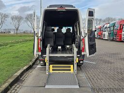 MERCEDES-BENZ SPRINTER 317 L2H2 9-Pers + Lift !