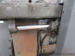 DOOSAN G30G *Seitenschieber+Hubkraft ine+Gas*