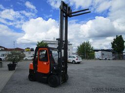 DOOSAN G30G *Seitenschieber+Hubkraft ine+Gas*