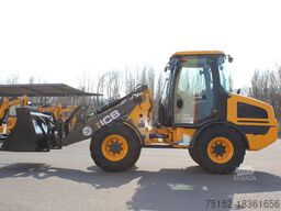 JCB 406 Stufe V inkl. Gabel + Schaufel