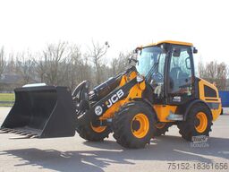 JCB 406 Stufe V inkl. Gabel + Schaufel