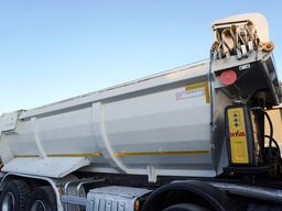 Mercedes-Benz Arocs 3243 E6 8x4 / Tipper / 120 tho. km