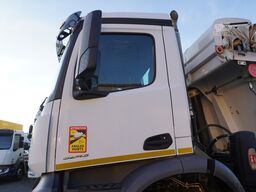 Mercedes-Benz Arocs 3243 E6 8x4 / Tipper / 120 tho. km