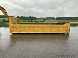 Hakenmulde mit Sörling