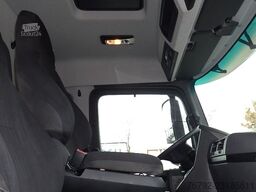 MERCEDES-BENZ 1824 L Actros Pritsche 7,10 m/2x AHK/Klima/12tkm