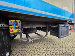 SCHMITZ CARGOBULL SKO 24/L 13.4 FP 45 COOL / Doppelstock / Rolltor