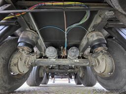 SCHMITZ CARGOBULL SKO 24/L 13.4 FP 45 COOL / Doppelstock / Rolltor