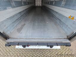 SCHMITZ CARGOBULL SKO 24/L - 13.4 FP 45 COOL /Doppelstock /Rolltor