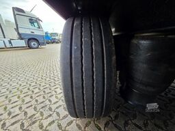 KRONE SD / 2 Liftachsen