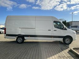 Mercedes-Benz Sprinter 319 CDI L3H2 Hochdach LED+NAVI+DISTR+