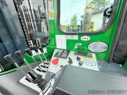 Combilift C4000 / GAS / 9300MM / FREE-LIFT / CABIN