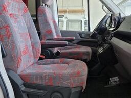 MAN TGE 22 Sitze GSR2 COC Lagerfahrzeug Stock