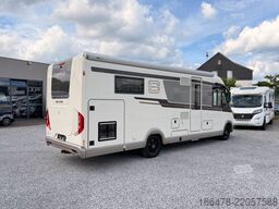 CARTHAGO Chic C-Line I 5.0 QB/L Mercedes *Queensbett-AHK*