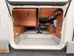 CARTHAGO Chic C-Line I 5.0 QB/L Mercedes *Queensbett-AHK*
