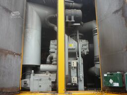 Renders ROC 16.30 Droge stoffen oplegger Met DAF XF