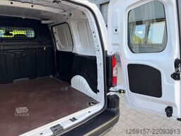 PEUGEOT Partner 1,5 DIESEL Premium Kasten Tempomat A/C