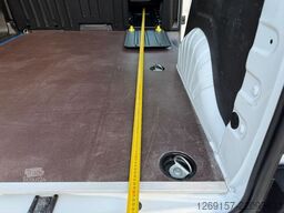 PEUGEOT Partner 1,5 DIESEL Premium Kasten Tempomat A/C