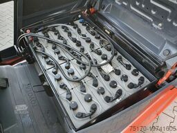 TOYOTA 8FBET15 / Triplex: 4.30m / nur 3.489h! / 2022