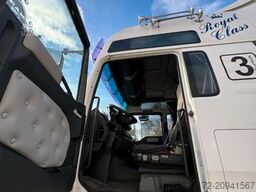 MAN TGA 18.310 Royal Class