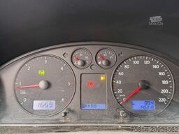 Volkswagen T5 2.5 TDI Autom./ Scheckh./ AHK/ Klima/ Standh.