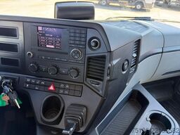 MERCEDES-BENZ ANTOS 2536 L Getränkekoffer 7,40 m LBW 2 T*LENK