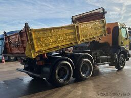Renault KERAX 420 (BOITE MANUELLE / LAMES / BIG AXLE / ...