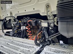 Mercedes Actros 1845 4X2 GigaSpace 2xTanks Retarder Mirr...