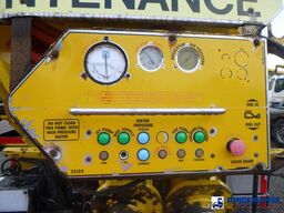 Mercedes Axor 1824 4x2 vacuum tank 8.1 m3