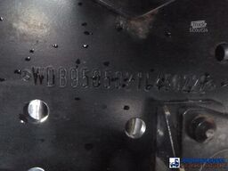 Mercedes-Benz Axor 1824 4x2 vacuum tank 8.1 m3